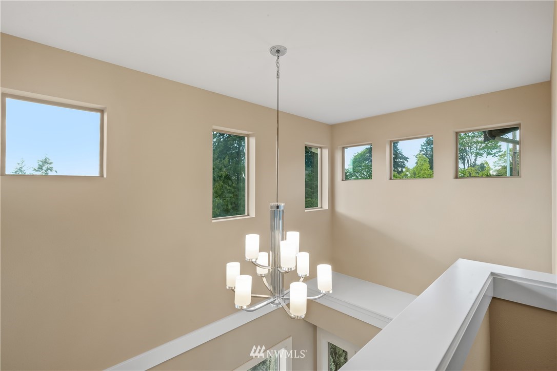1307 North 26th Street Renton, WA 98056 - Photo 19 of 36
