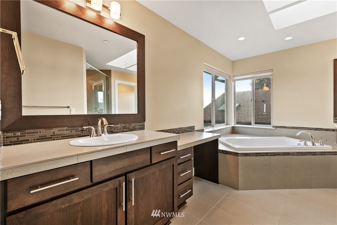 1307 North 26th Street Renton, WA 98056 - Photo 23 of 36