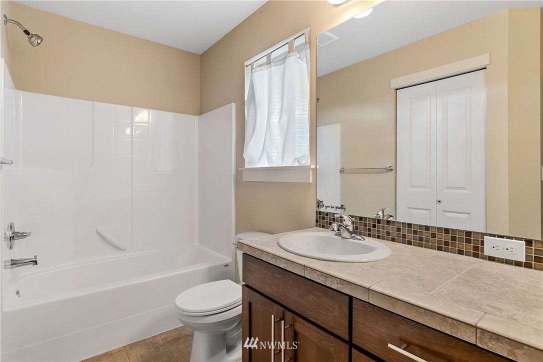 1307 North 26th Street Renton, WA 98056 - Photo 31 of 36