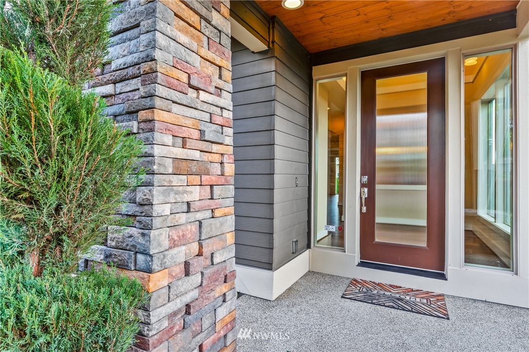 1307 North 26th Street Renton, WA 98056 - Photo 5 of 36
