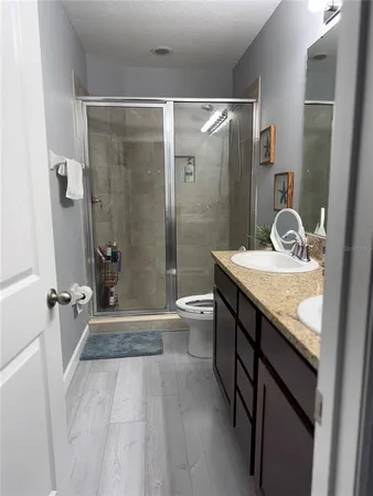 $2,500 | 2431 Midnight Pearl Drive, Sarasota, FL 34240