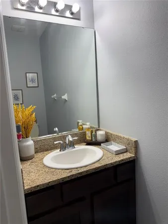 $2,500 | 2431 Midnight Pearl Drive, Sarasota, FL 34240