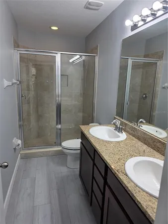 $2,500 | 2431 Midnight Pearl Drive, Sarasota, FL 34240