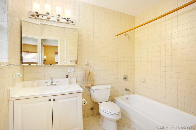 $850,000 | 4400 Segovia Street, Coral Gables, FL 33146