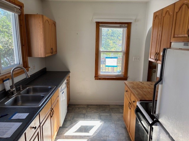 144 Fer Don Road Dayton, OH 45405 - Photo 8 of 15