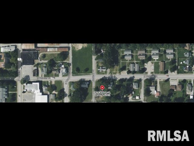 302 East Webster Street Benton, IL 62812 - Photo 3 of 5