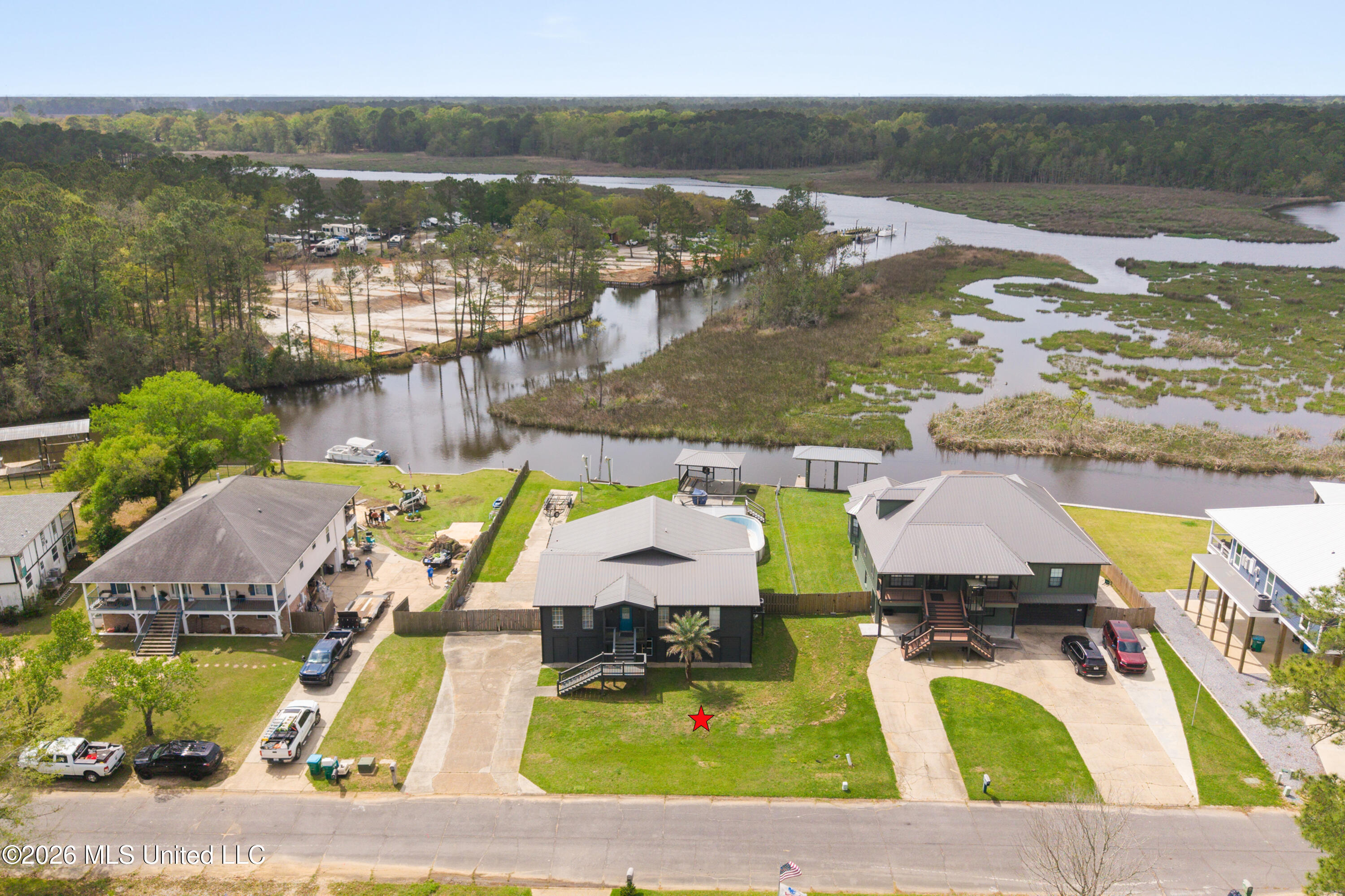 1417 Rue Gentilley Gautier, MS 39553 - Photo 3 of 55 0003