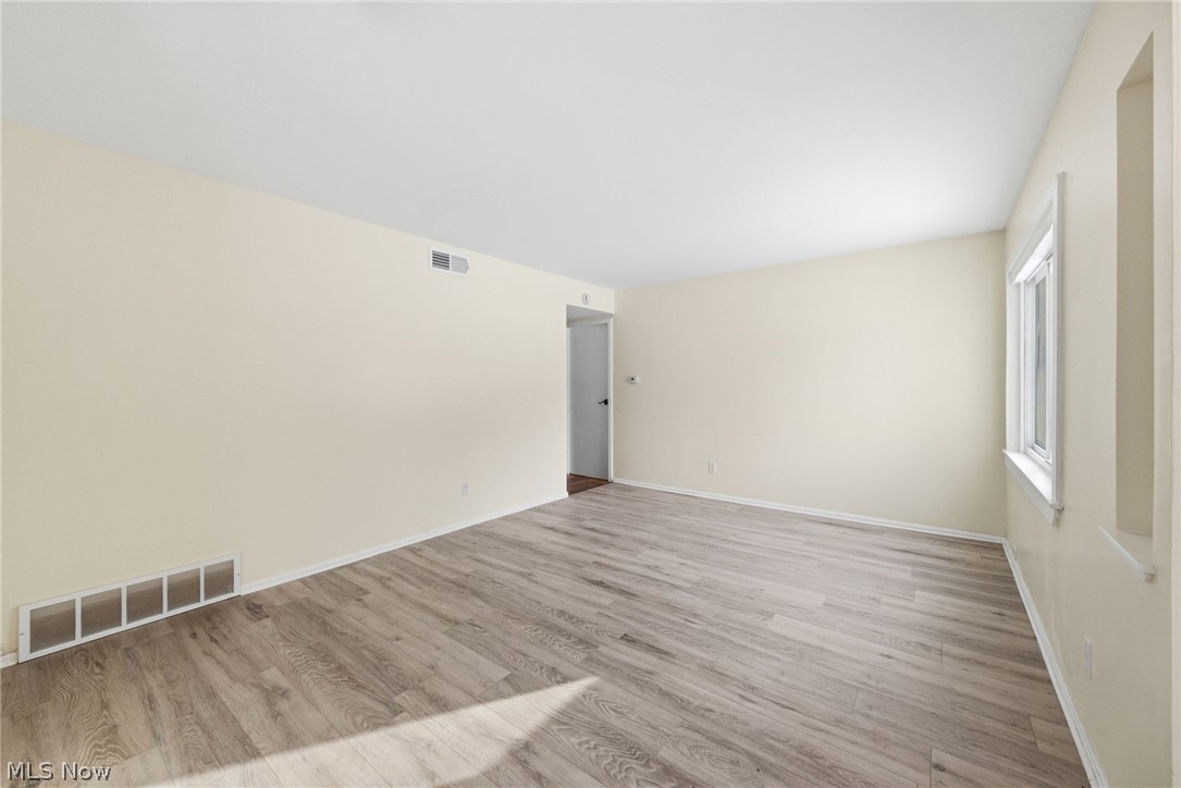32801 Baldwin Road Solon, OH 44139 - Photo 17 of 31 Gallery Image 17