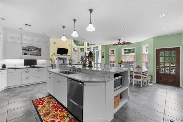 $1,650,000 | 1081 East Mountain Road South, Cold Spring, NY 10516