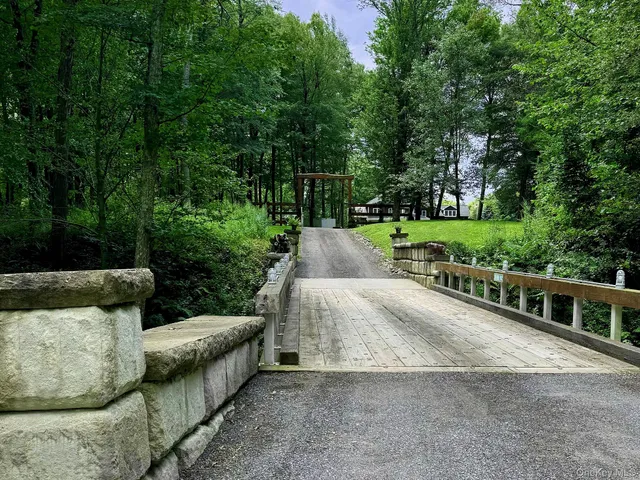 $1,650,000 | 1081 East Mountain Road South, Cold Spring, NY 10516