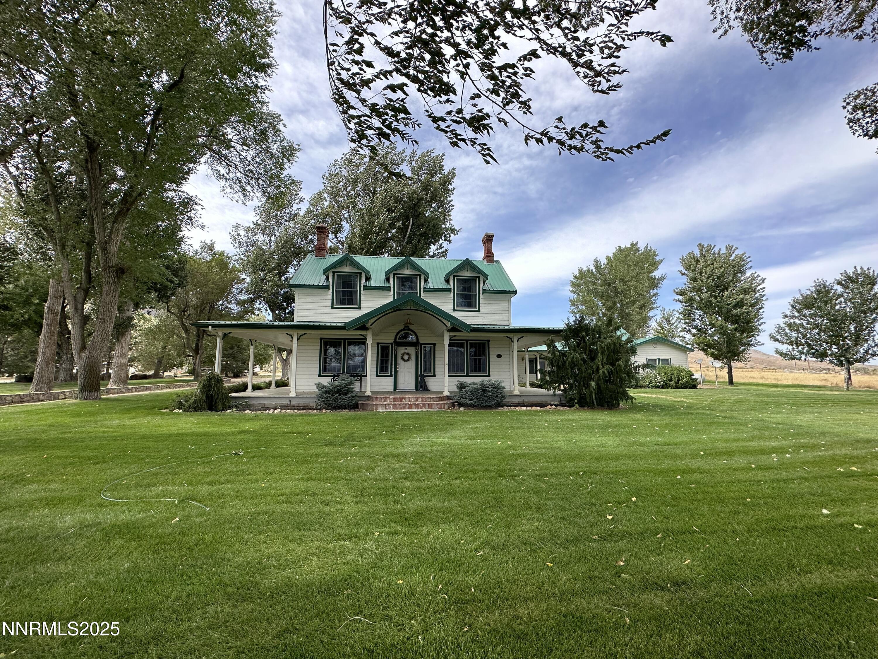 432-250 Constantia Road Doyle, CA 96109 - Photo 52 of 54 a front view of a house with a garden