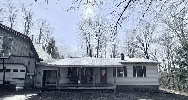 $215,000 | 103 Town Farm Road, Lincoln, ME 04457