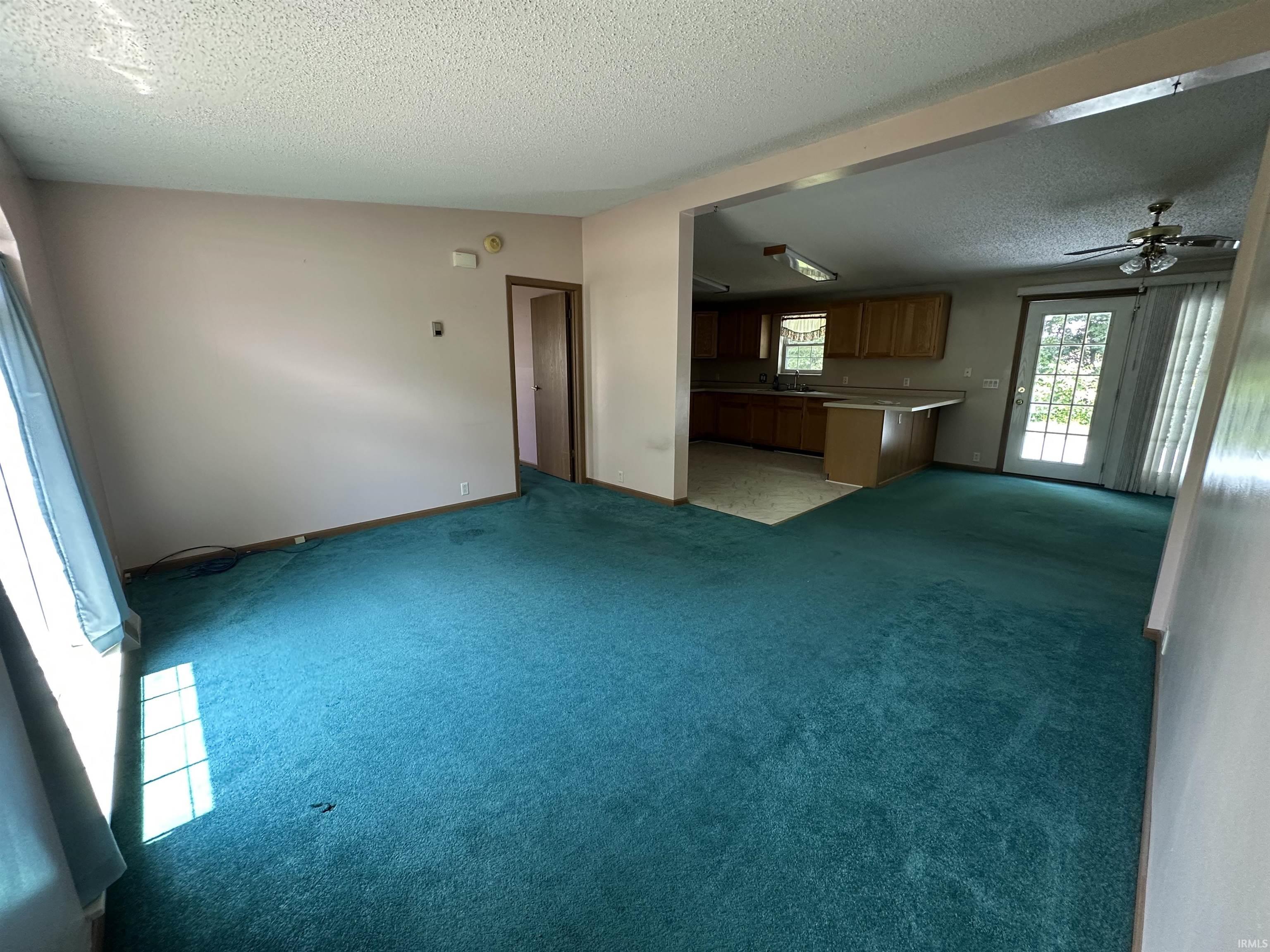 538 South Paradise Drive Rochester, IN 46975 - Photo 6 of 18 Gallery Image 6
