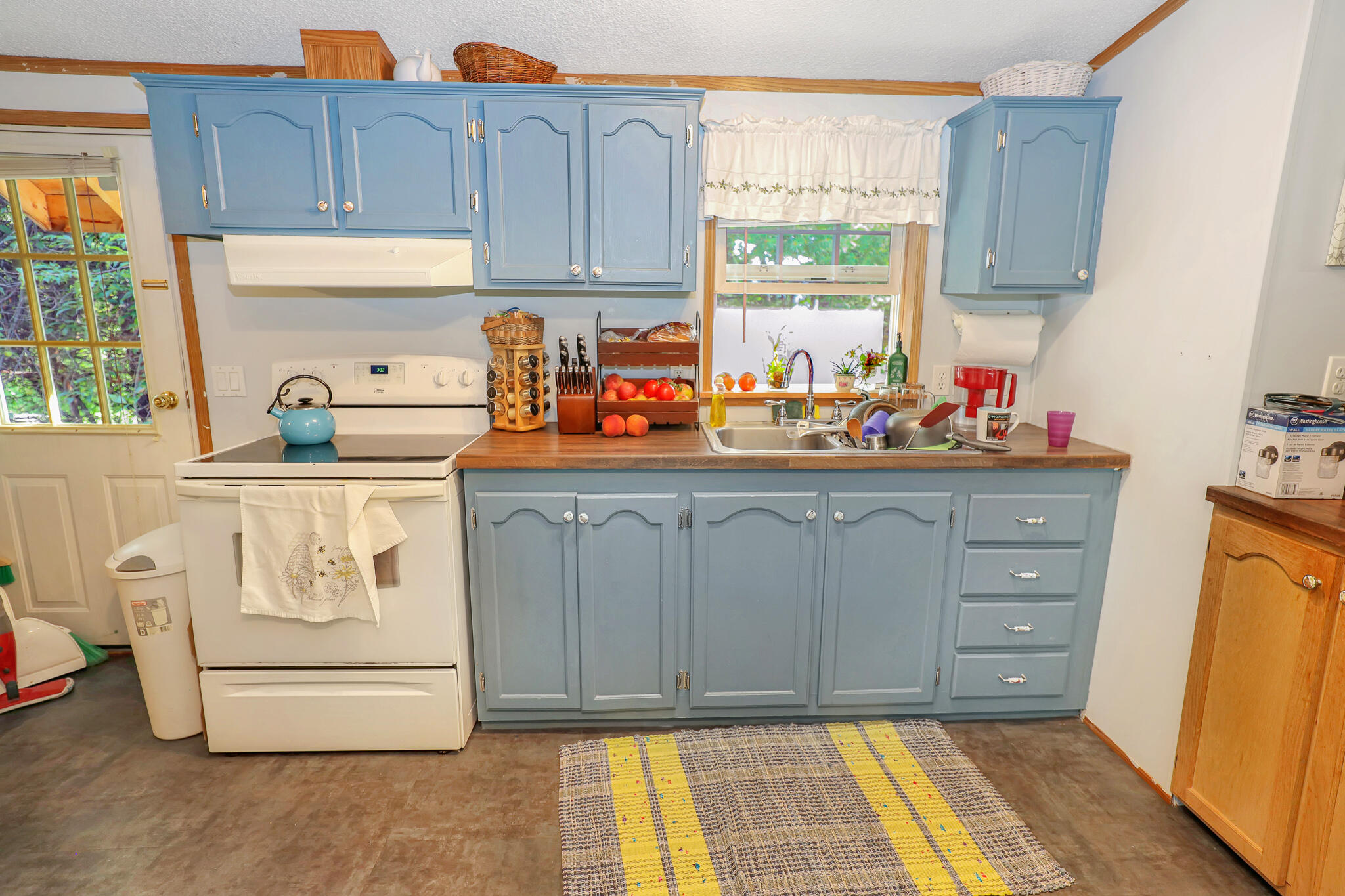 586 Dickvale Road Peru, ME 04290 - Photo 12 of 30 447A7763