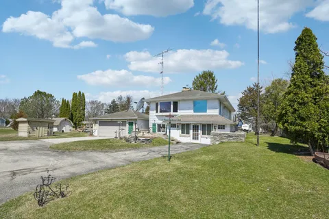 $399,900 | 4928 Bonnie View Lane, Richfield, WI 53033