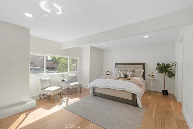 $799,800 | 14519 Dyer Street, Sylmar, CA 91342