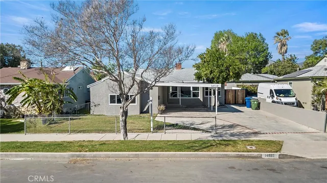 $799,800 | 14519 Dyer Street, Sylmar, CA 91342