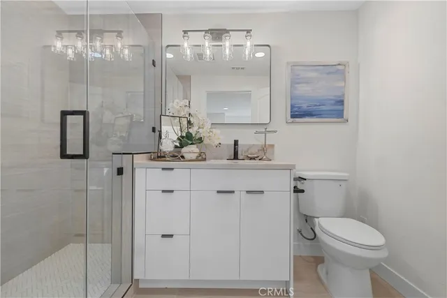 $799,800 | 14519 Dyer Street, Sylmar, CA 91342