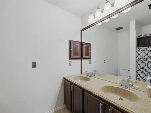 $480,000 | 2101 Oak Manor Drive, Bedford, TX 76021