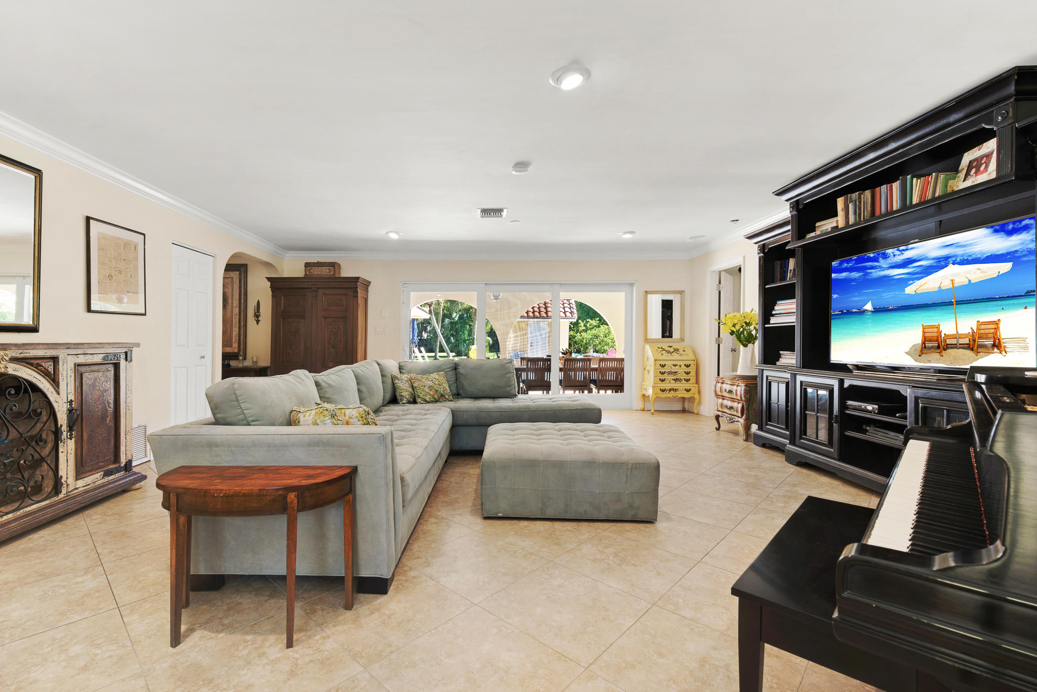 13214 Barwick Road Delray Beach, FL 33445 - Photo 3 of 20 13214-Barwick-Rd-Delray-Beach-MKH_9888