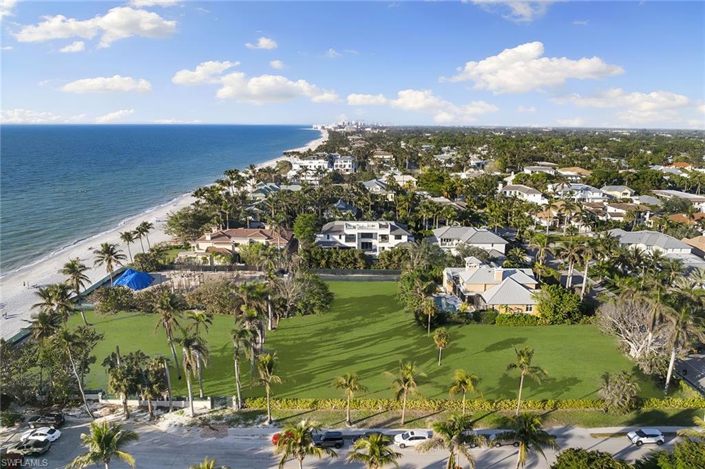 45 5th Avenue South Naples, FL 34102 - Photo 3 of 3 a view of a city