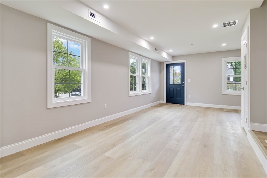 192 Main Street, Unit C Medway, MA 02053 - Photo 5 of 33