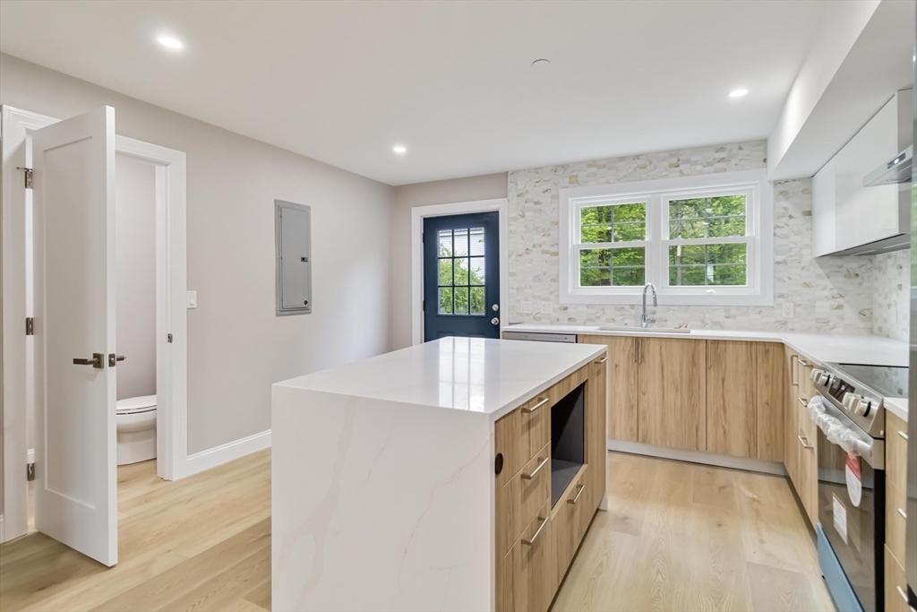 192 Main Street, Unit C Medway, MA 02053 - Photo 8 of 33