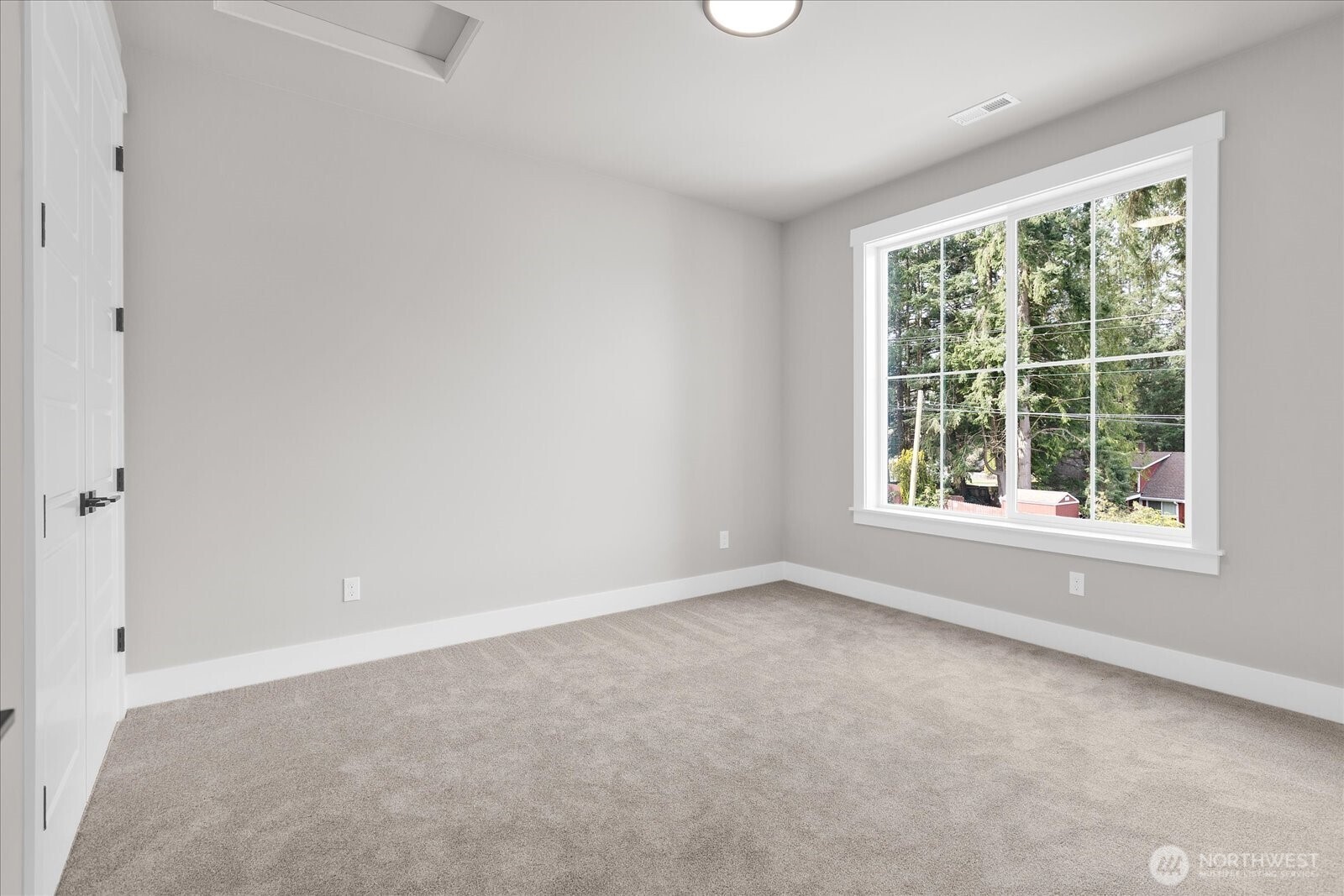 3502 Alaska Road Brier, WA 98036 - Photo 24 of 40