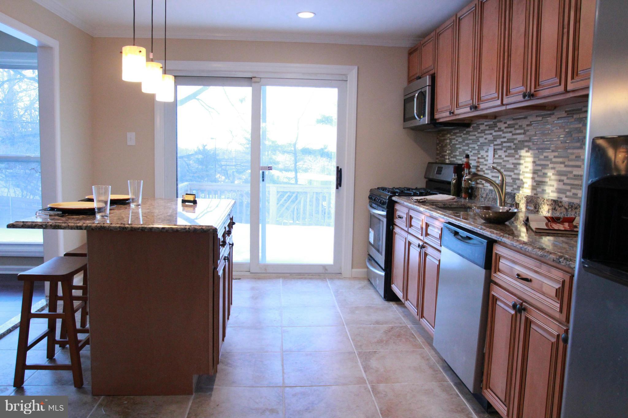 803 Smoke Tree Road Baltimore, MD 21208 - Photo 8 of 26 Kitchen