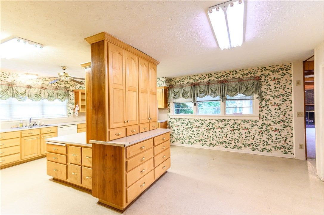 606 Moores Mill Road Auburn, AL 36830 - Photo 20 of 26 Gallery Image 20