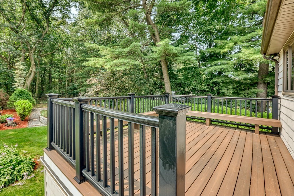 3 Stockwell Road Stoneham, MA 02180 - Photo 5 of 31 Gallery Image 5
