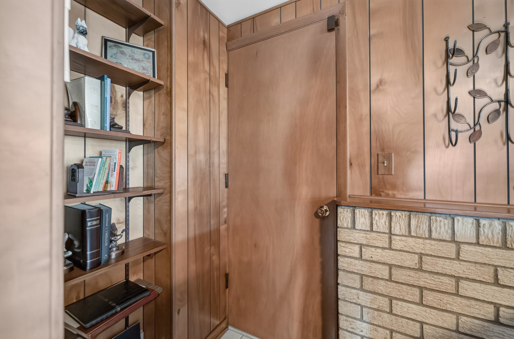 89 South Clarendon Avenue Addison, IL 60101 - Photo 46 of 67