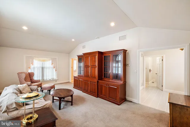 $1,499,900 | 2 Farron Drive, Kennett Square, PA 19348