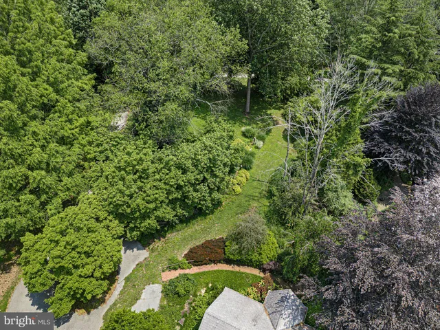 $1,499,900 | 2 Farron Drive, Kennett Square, PA 19348