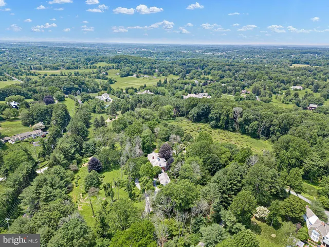 $1,499,900 | 2 Farron Drive, Kennett Square, PA 19348