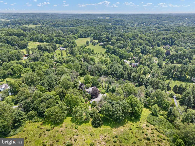 $1,499,900 | 2 Farron Drive, Kennett Square, PA 19348