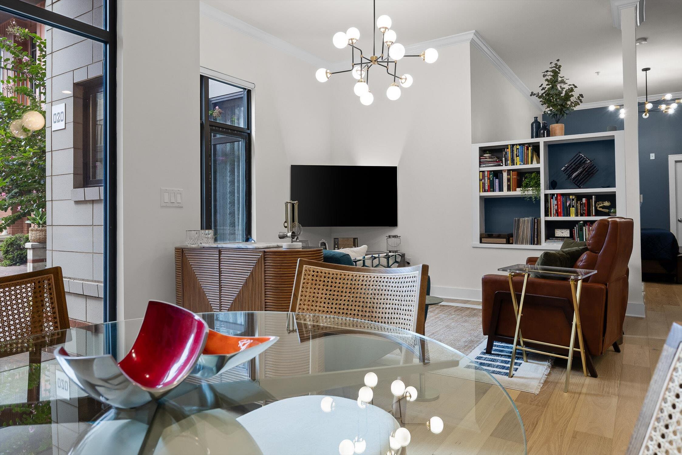 129 Walnut Street, Unit 20 Chattanooga, TN 37403 - Photo 15 of 51 Upgraded lighting throughout