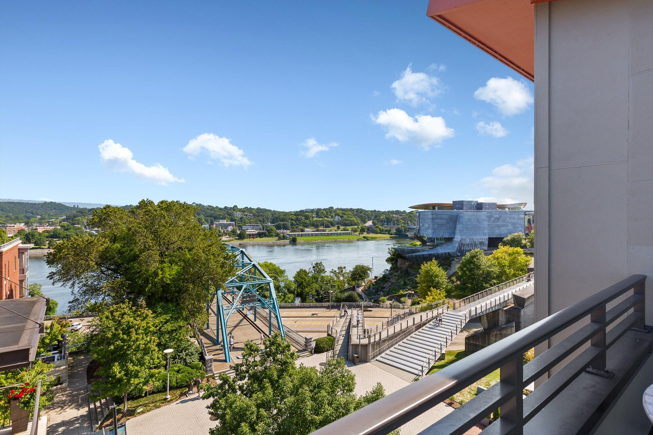 129 Walnut Street, Unit 20 Chattanooga, TN 37403 - Photo 40 of 51 Museum Bluff private rooftop