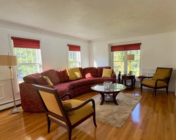 $1,239,000 | 23 Fredrickson Road, Norfolk, MA 02056