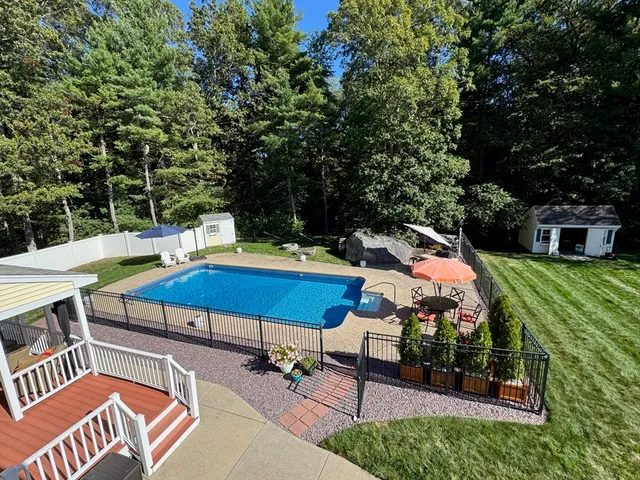 $1,239,000 | 23 Fredrickson Road, Norfolk, MA 02056