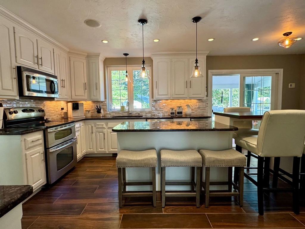 23 Fredrickson Road Norfolk, MA 02056 - Photo 10 of 38