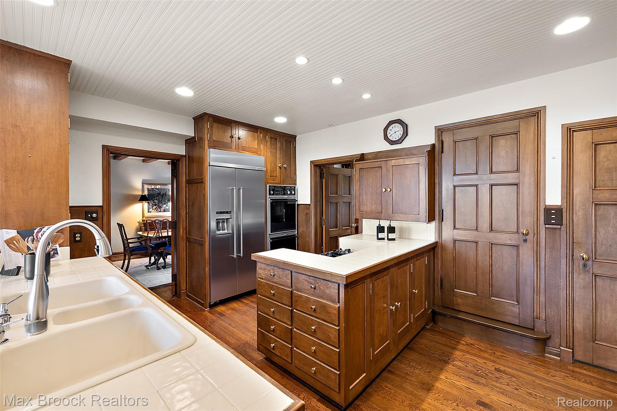 65 Lone Pine Road Bloomfield Hills, MI 48304 - Photo 13 of 63 65 Lone Pine 2026-94.jpg