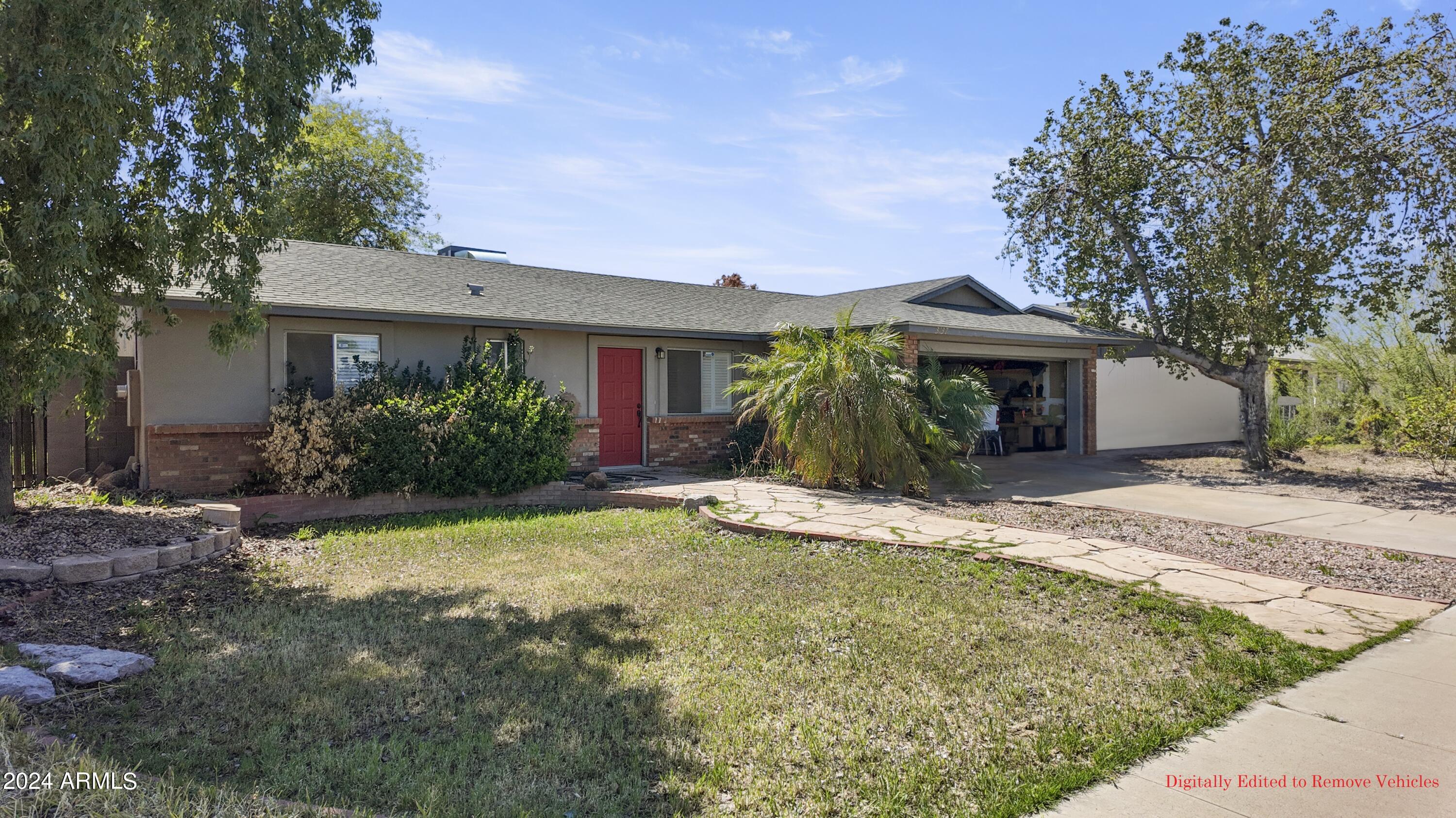 3137 East Diamond Avenue Mesa, AZ 85204 - Photo 2 of 35 Great Locale in Mesa