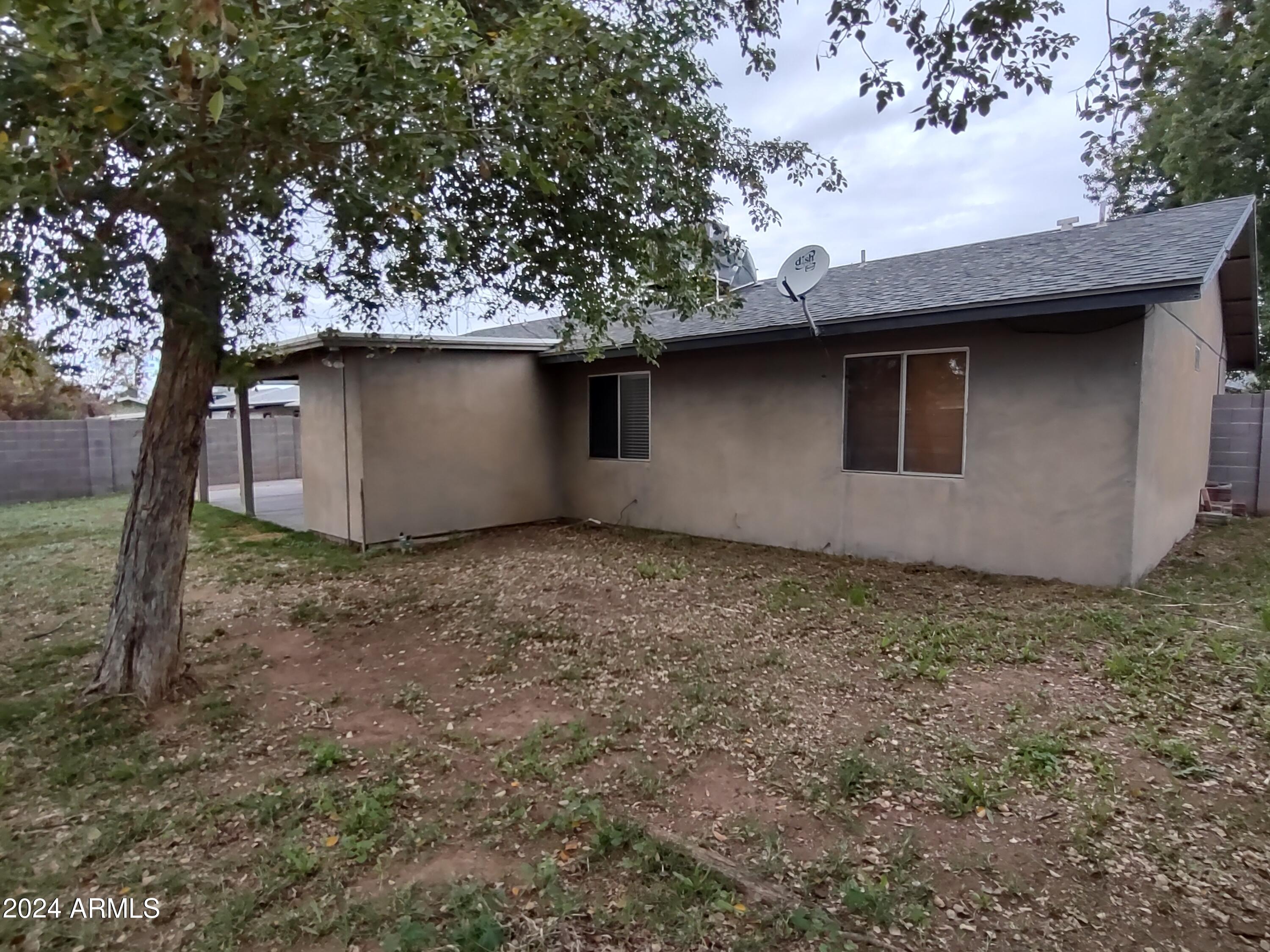 3137 East Diamond Avenue Mesa, AZ 85204 - Photo 28 of 35 Backyard