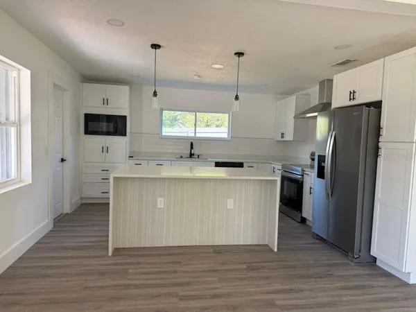$339,900 | 581 Calle Grande Street, Ormond Beach, FL 32174
