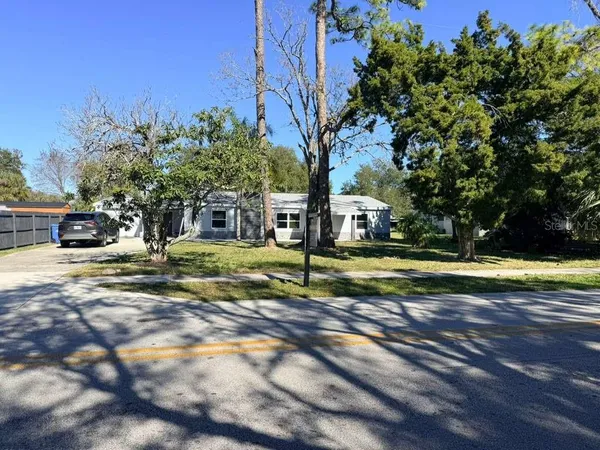 $339,900 | 581 Calle Grande Street, Ormond Beach, FL 32174