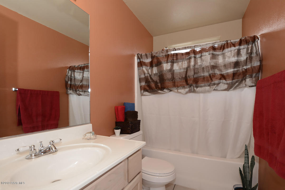 4950 North Meixner Road Prescott Valley, AZ 86314 - Photo 15 of 22 BATHROOM 2