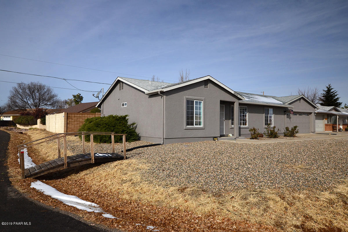 4950 North Meixner Road Prescott Valley, AZ 86314 - Photo 2 of 22 Front 2