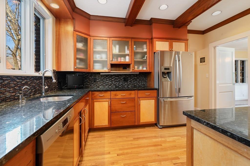 63 Mandalay Road Newton, MA 02459 - Photo 7 of 21