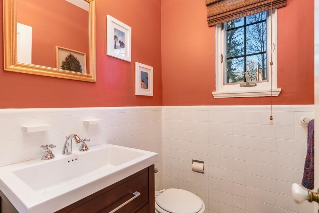 63 Mandalay Road Newton, MA 02459 - Photo 9 of 21